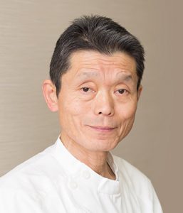 上村伯人院長